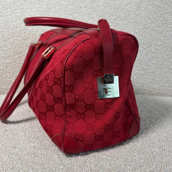 Authentic Gucci Red GG Canvas Boston Bag - Picture 2 of 14